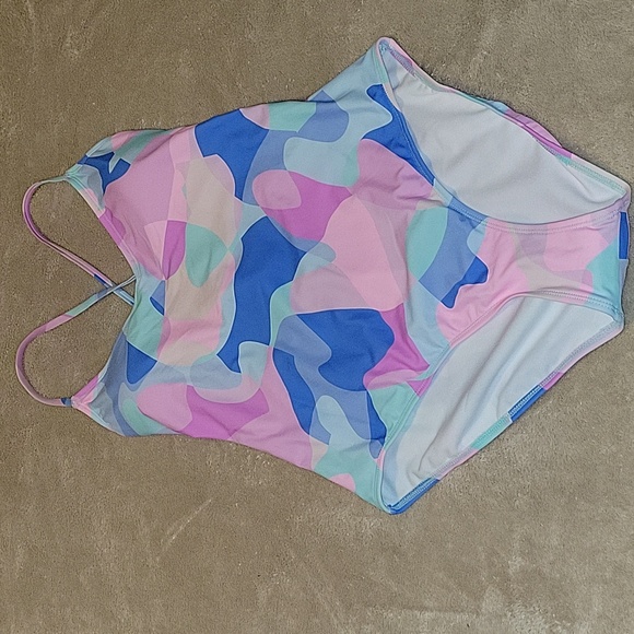 KIKI RIO Swimsuit, padded, lined, Large, NWT - Picture 3 of 12